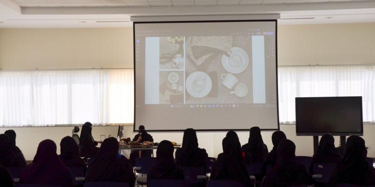 Female students during an activity in the Star Leaders Program at IAU